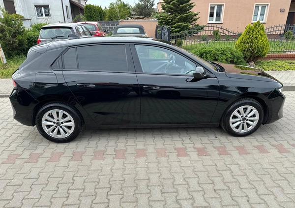 Opel Astra cena 75500 przebieg: 11000, rok produkcji 2022 z Debrzno małe 172